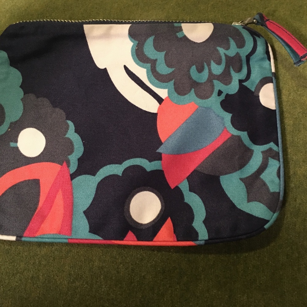 Marc By Marc Jacobs Zipper Make Up Case Clutch